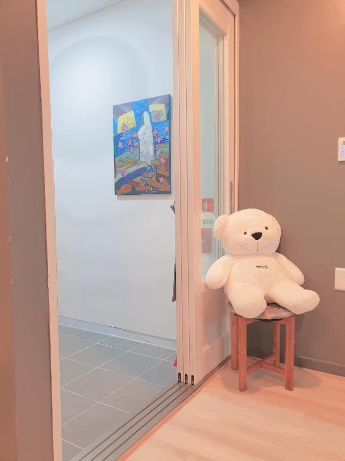 Picasso Guesthouse Мокпо Экстерьер фото